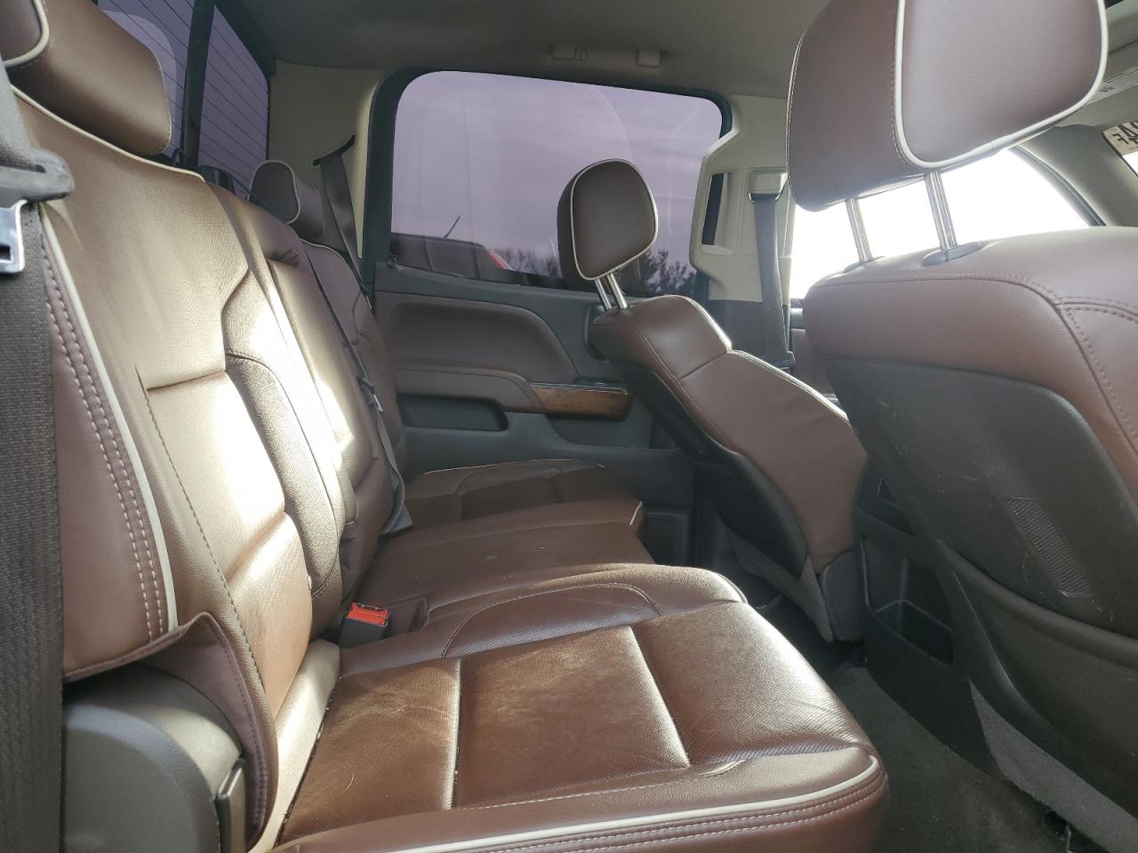 2014 Chevrolet Silverado - Image 10