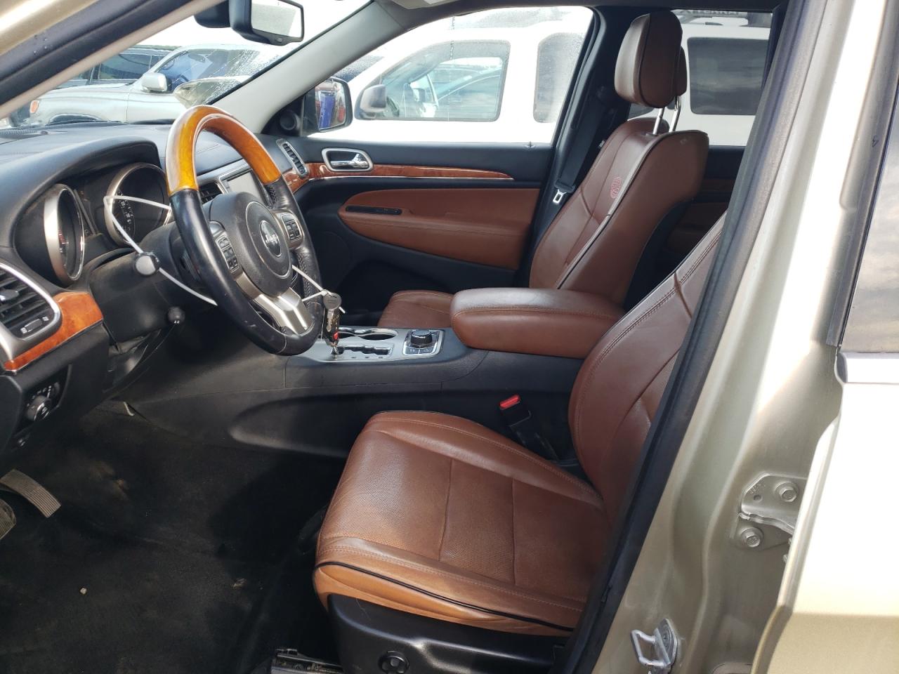 2011 Jeep Grand Cherokee - Image 7