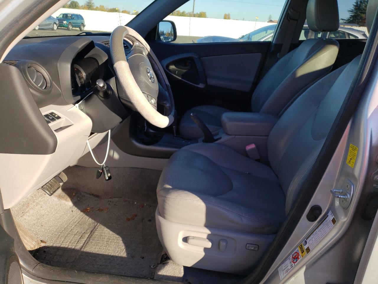 2010 Toyota RAV 4 - Image 7