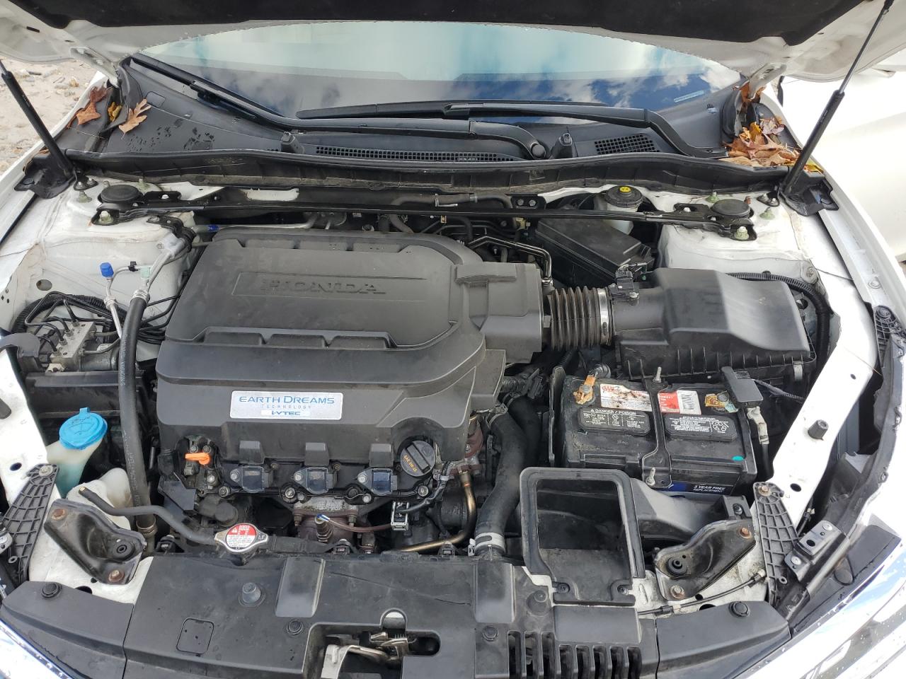 2017 Honda Accord - Image 12