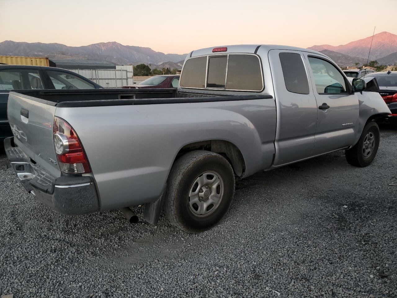 2012 Toyota Tacoma - Image 3