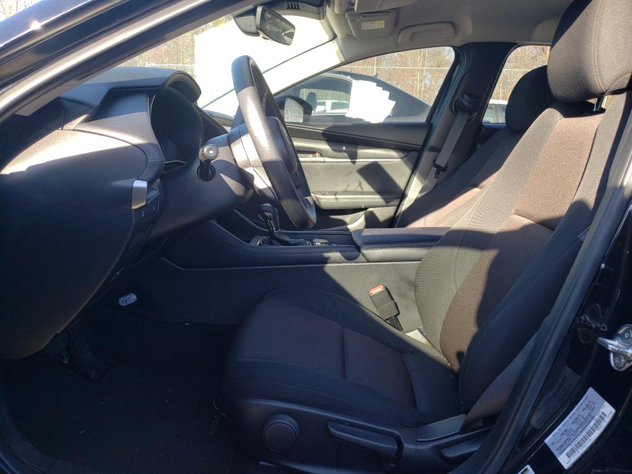 2022 Mazda 3 - Image 7