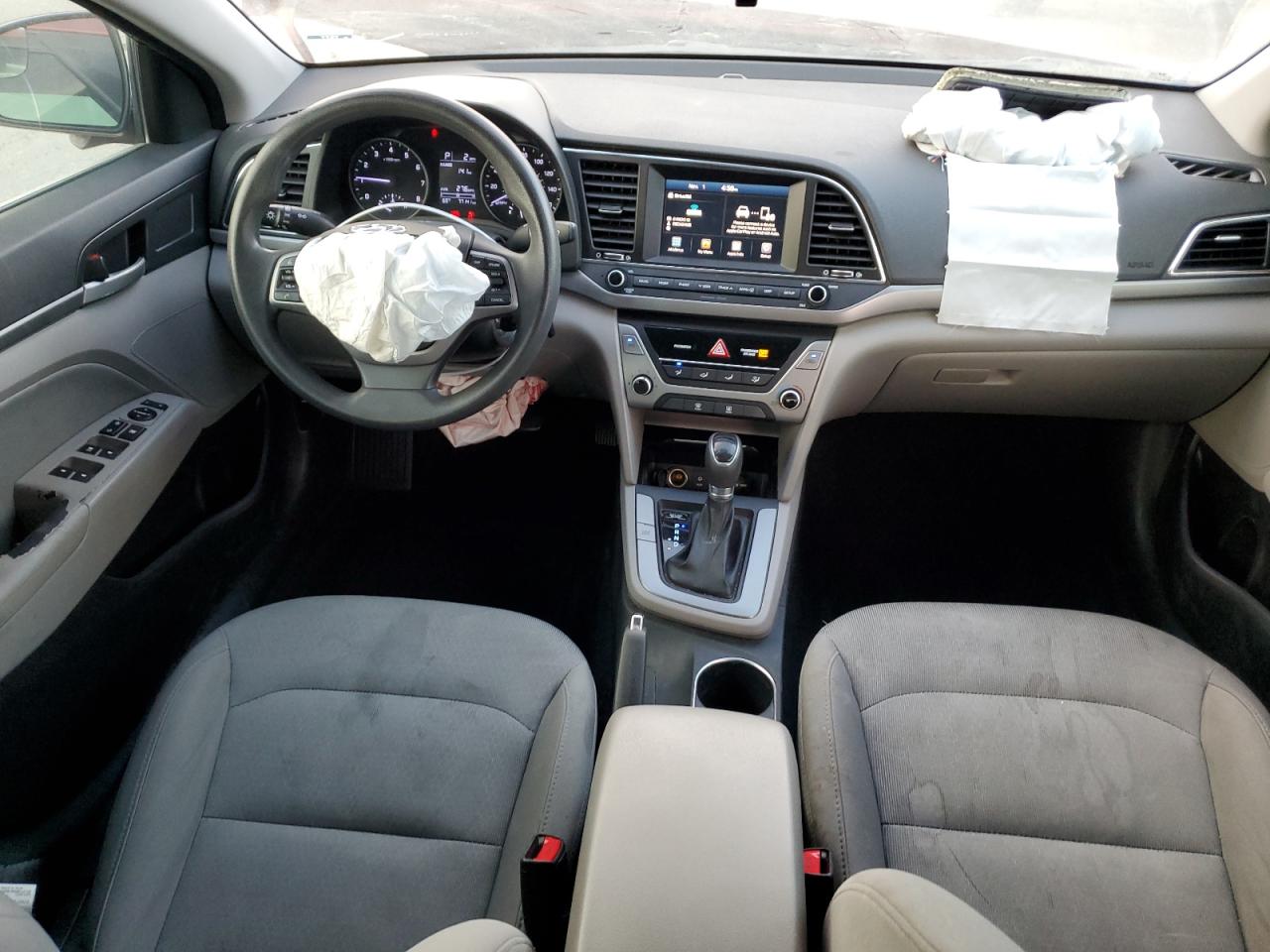 2017 Hyundai Elantra - Image 8