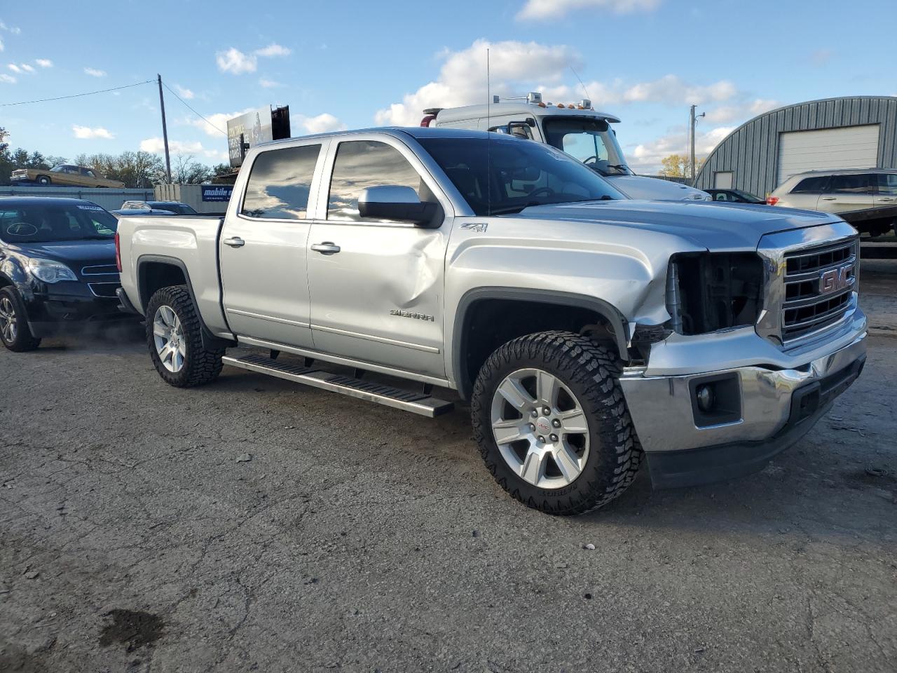 2014 GMC Sierra - Image 4