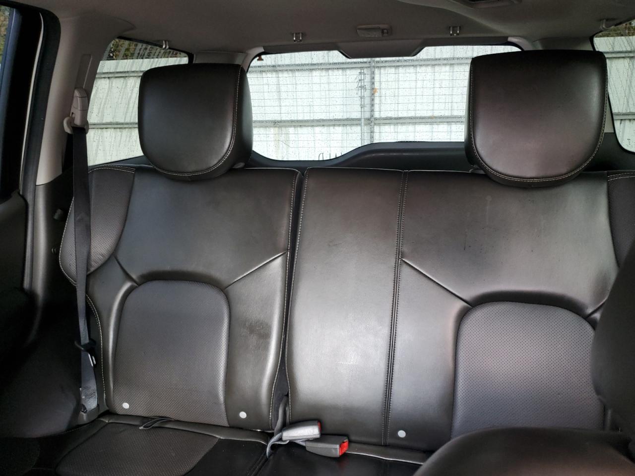 2015 Nissan XTerra - Image 10