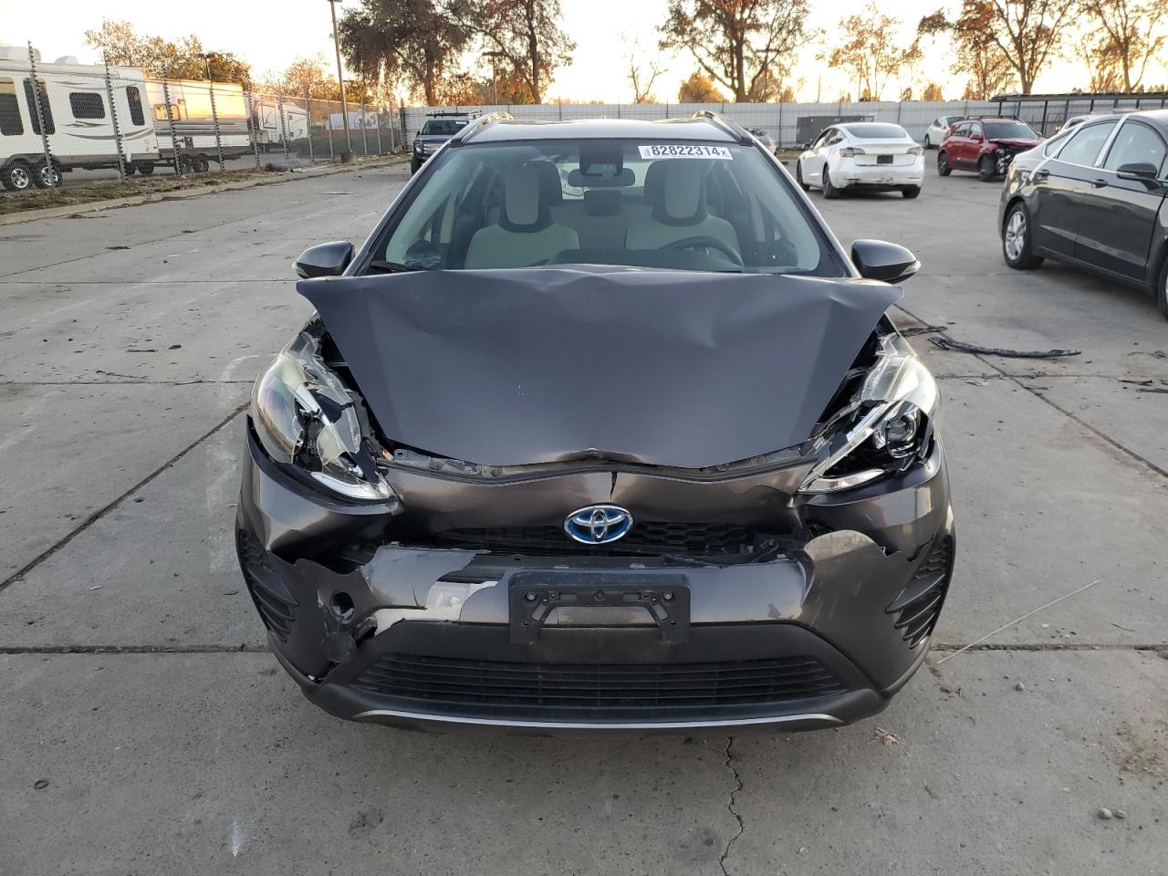 VIN JTDKDTB31J1620129 2018 TOYOTA PRIUS no.5