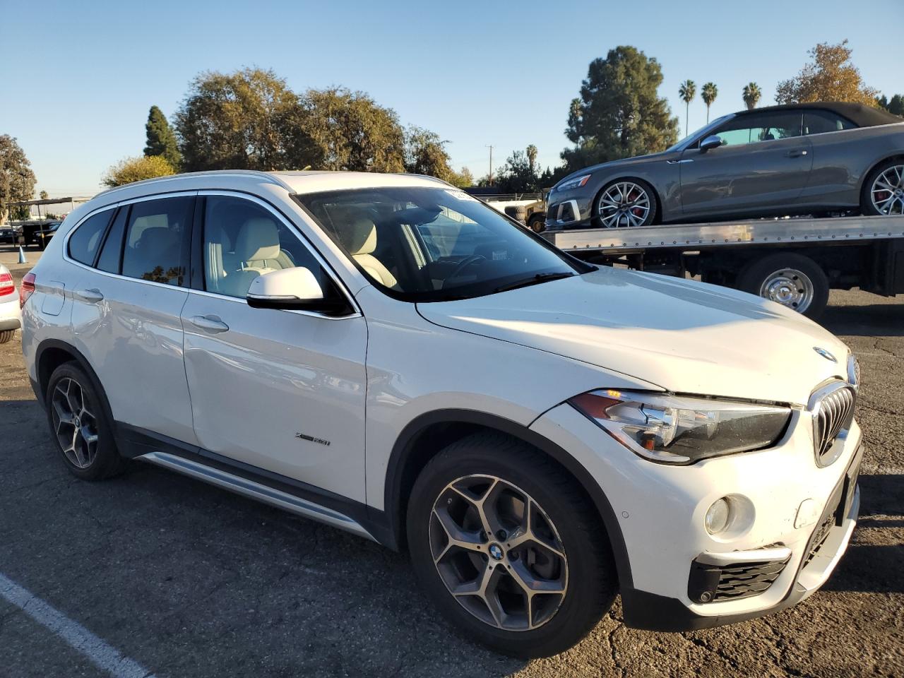 VIN WBXHT3C35GP889318 2016 BMW X1 no.4