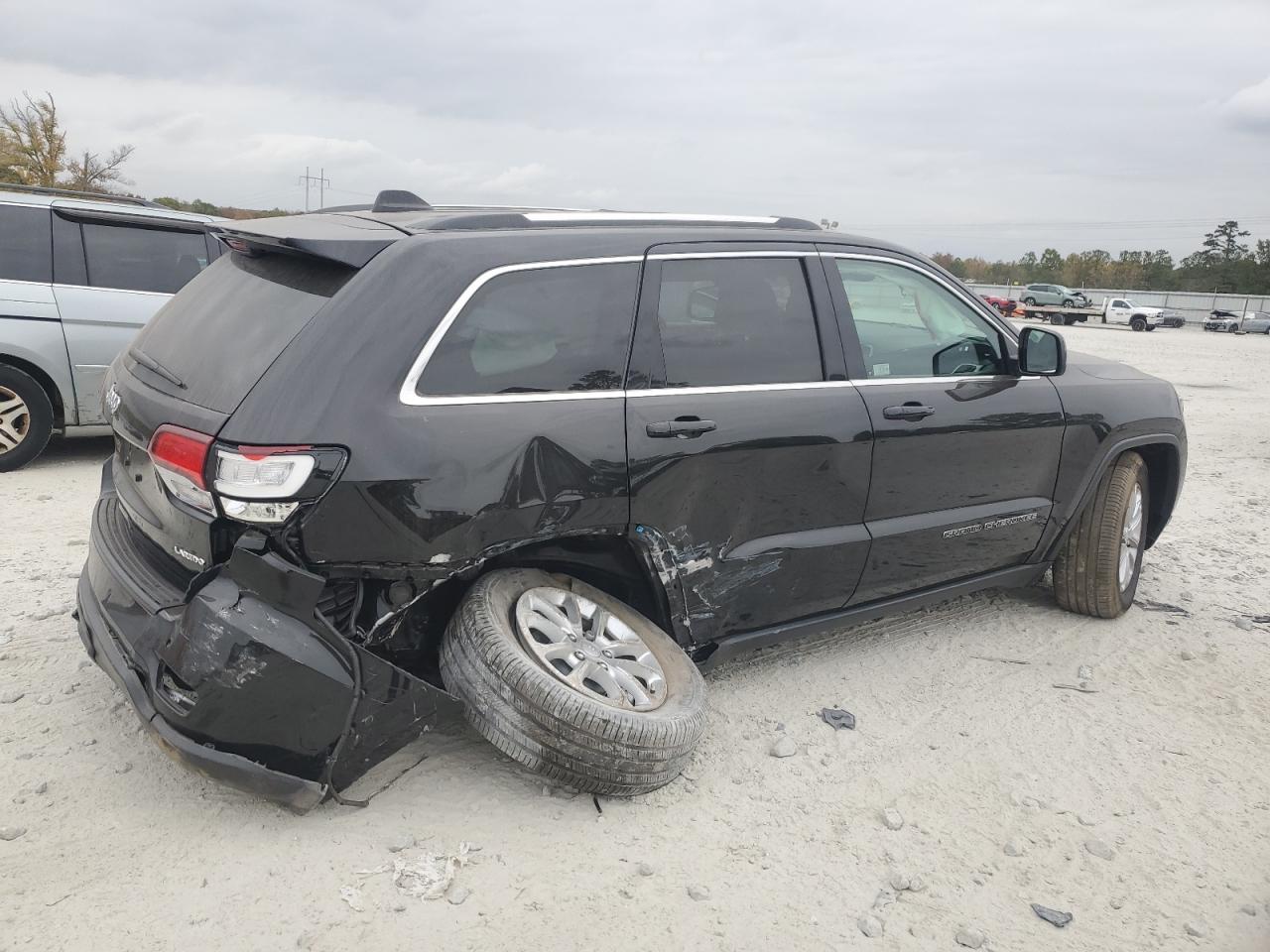 2021 Jeep Grand Cherokee - Image 3