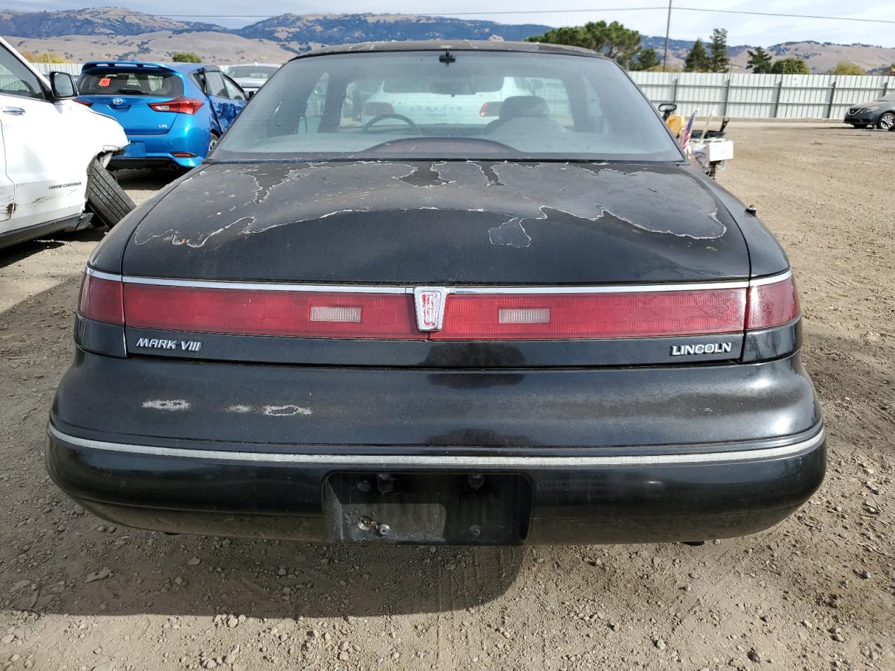 1993 Lincoln Mark Viii VIN: 1LNLM91V4PY695736 Lot: 79622874