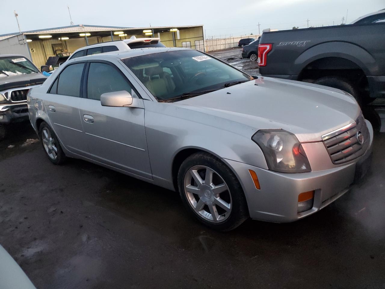 2004 Cadillac CTS - Image 4