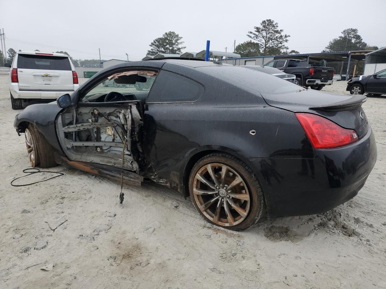 2009 Infiniti G - Image 2