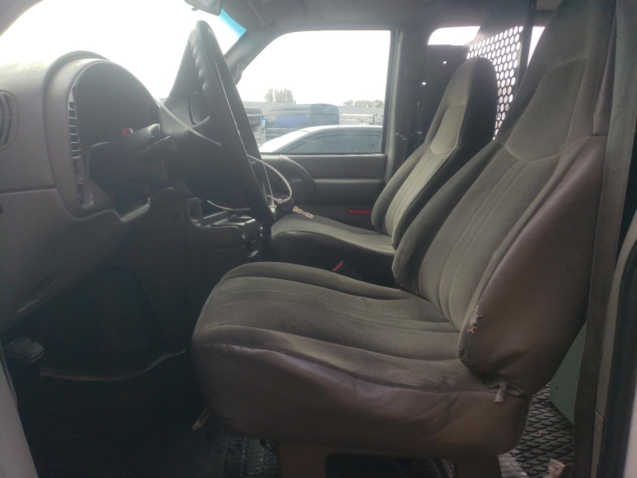 2004 Chevrolet Astro VIN: 1GNDM19X64B130290 Lot: 81184664