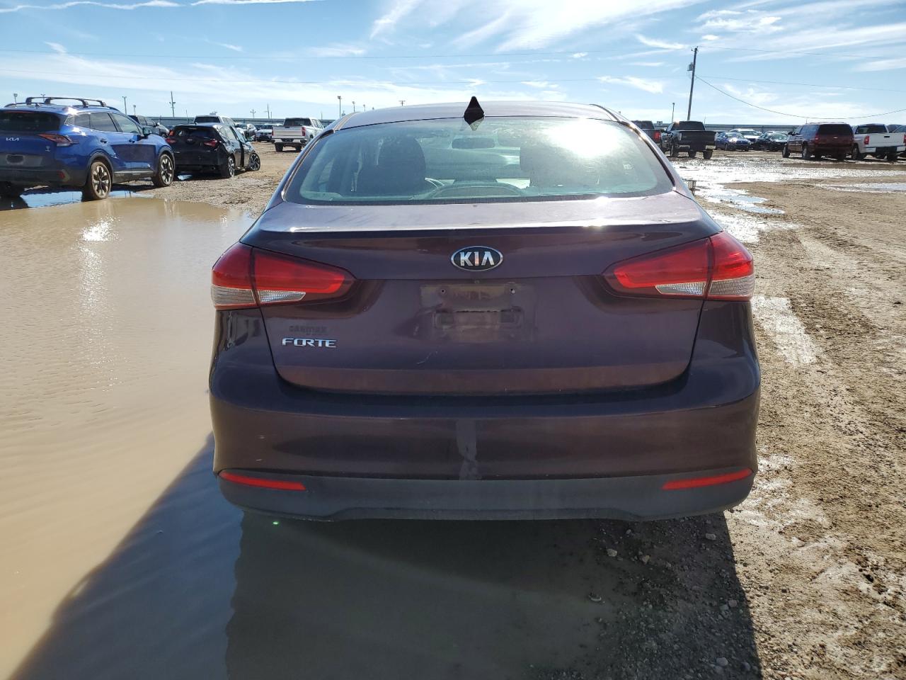 2018 Kia Forte Lx VIN: 3KPFL4A77JE170126 Lot: 80246154