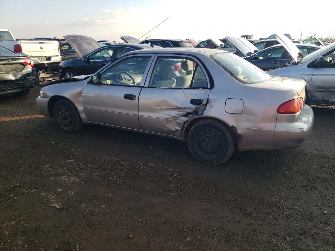 2000 Toyota Corolla - Image 2