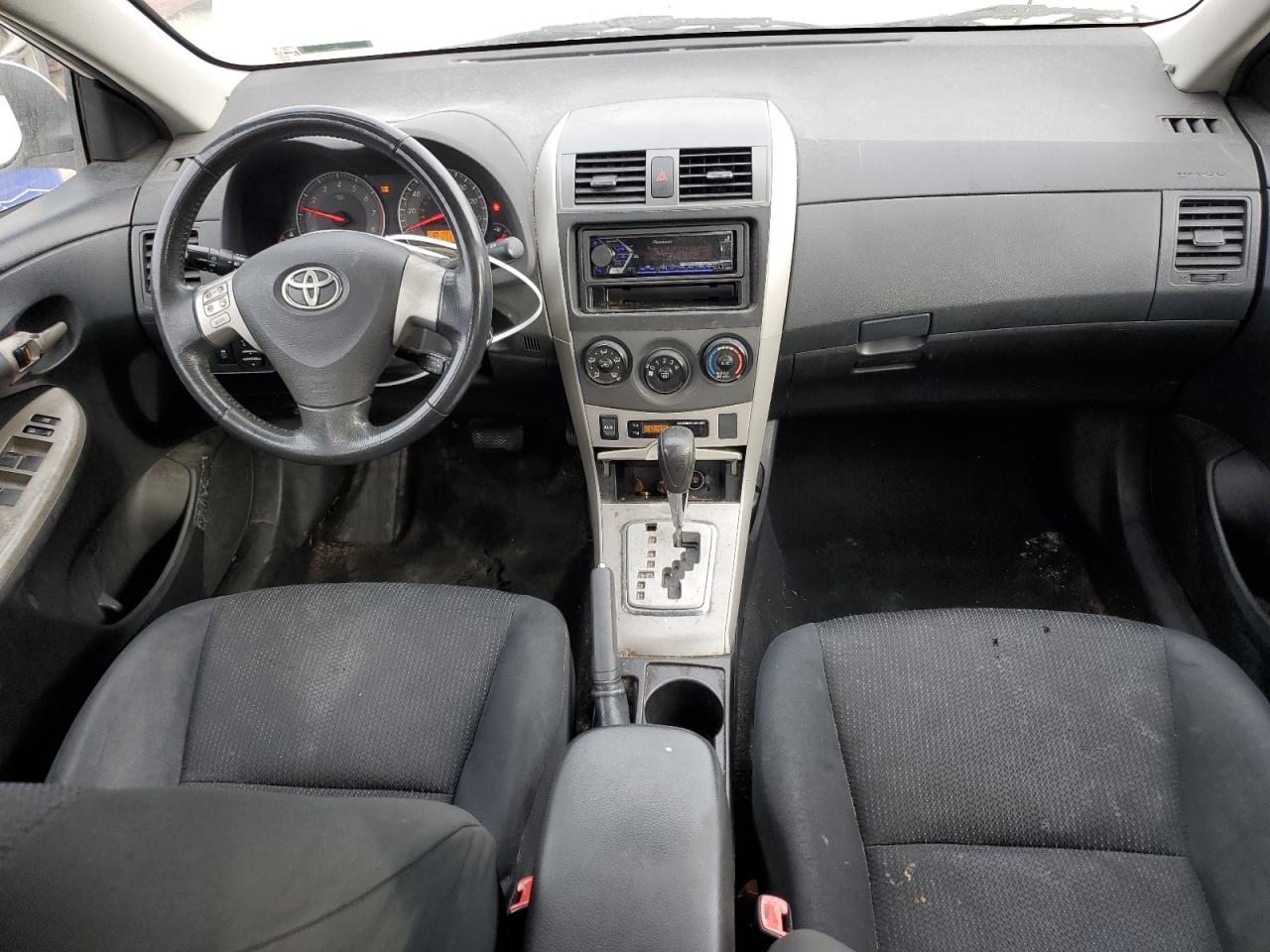 2010 Toyota Corolla - Image 8