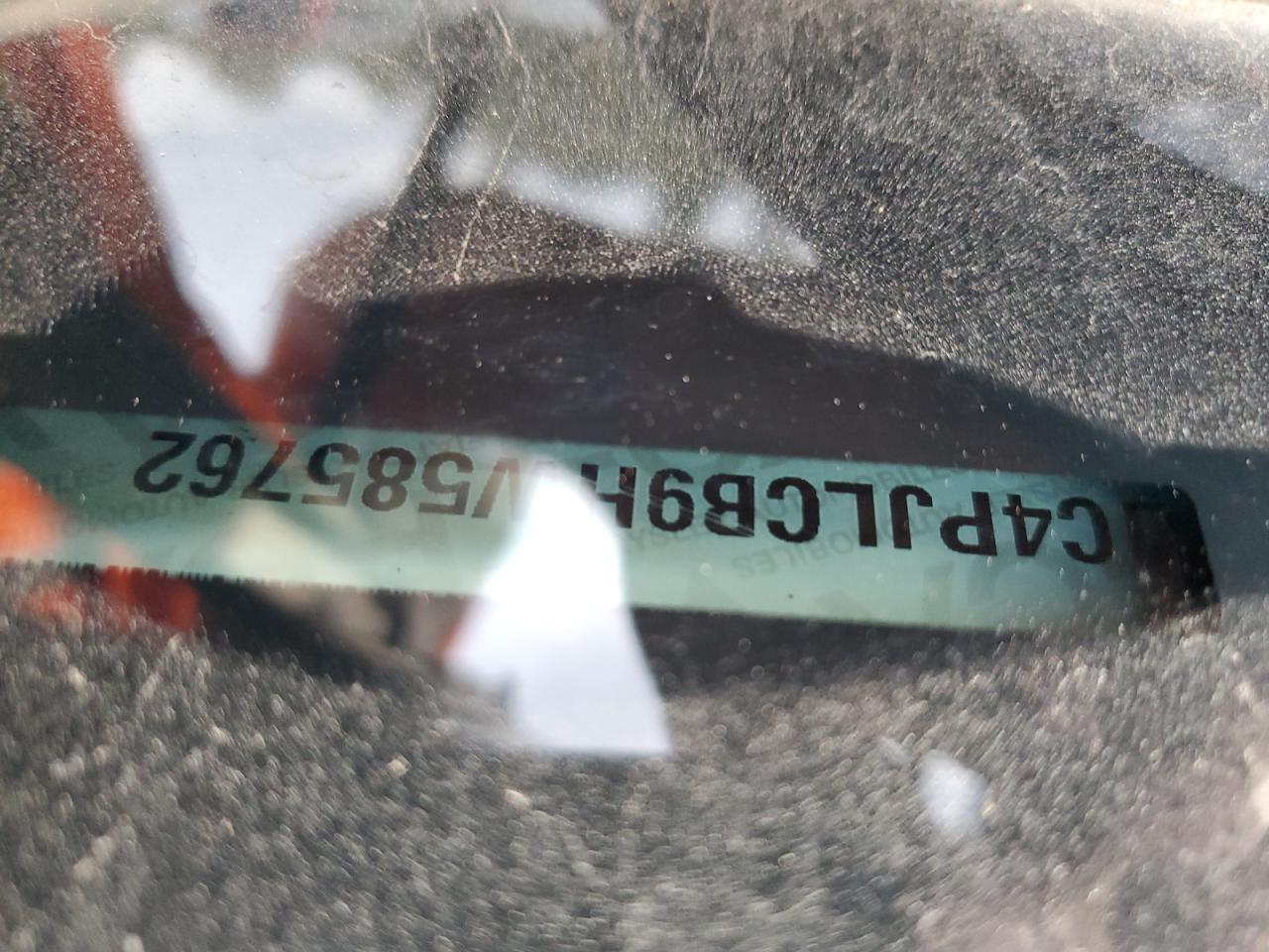 2017 Jeep Cherokee Latitude VIN: 1C4PJLCB9HW585762 Lot: 82846004