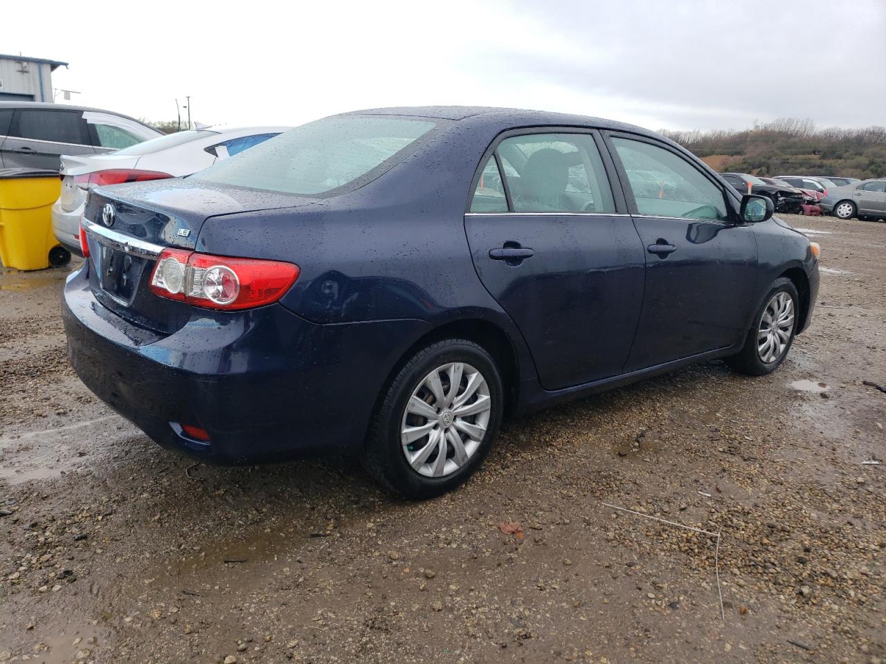 VIN 2T1BU4EE8DC961627 2013 TOYOTA COROLLA no.3