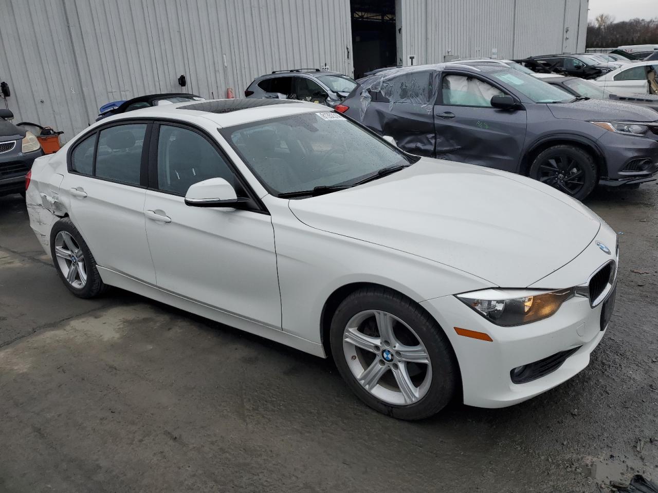 2013 BMW 320 I xDrive VIN: WBA3C3C58DF981384 Lot: 81352314