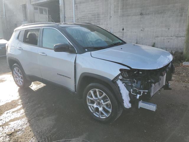 3C4NJDCN1ST508419 Jeep Compass LI 4