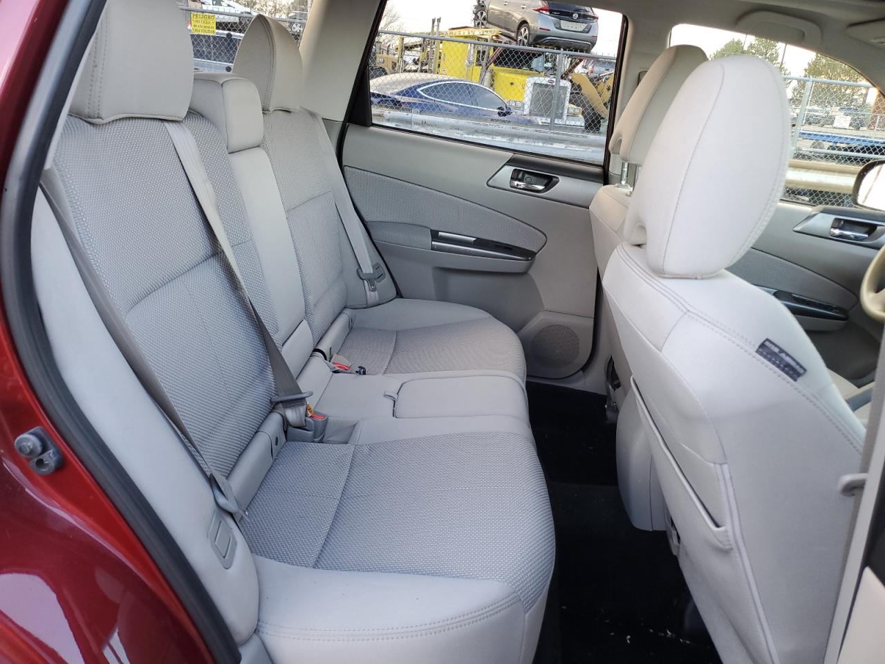 2013 Subaru Forester - Image 11