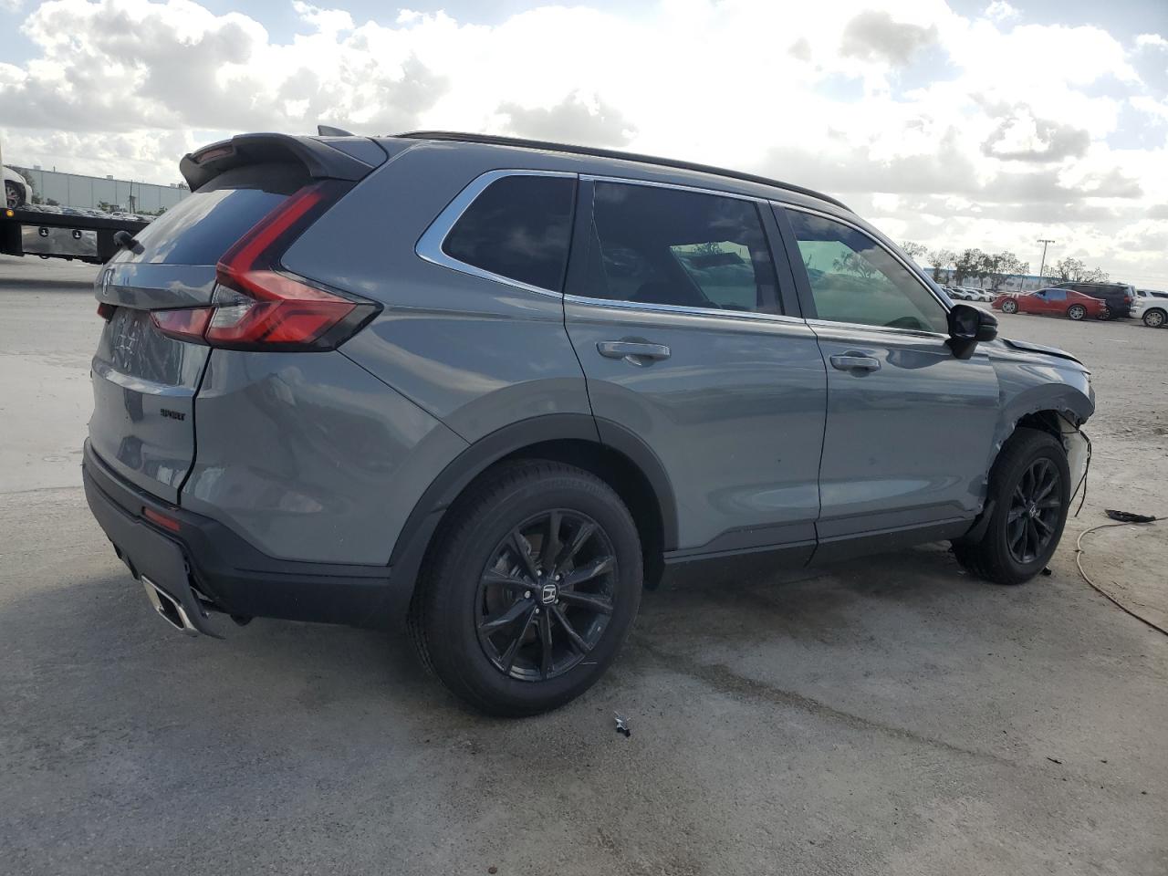 2024 Honda CR-V - Image 3