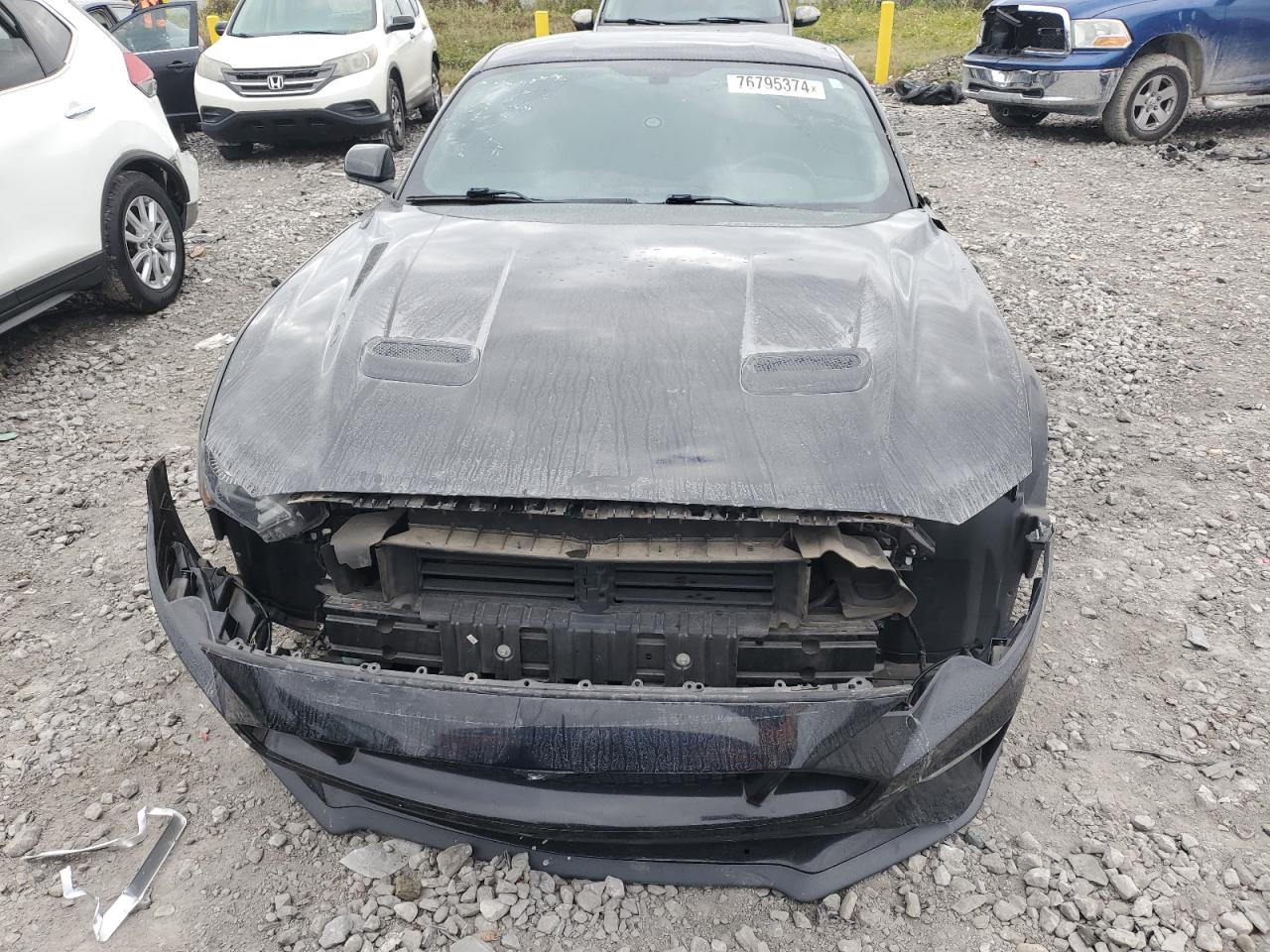 VIN 1FA6P8CF7J5116827 2018 FORD MUSTANG no.5