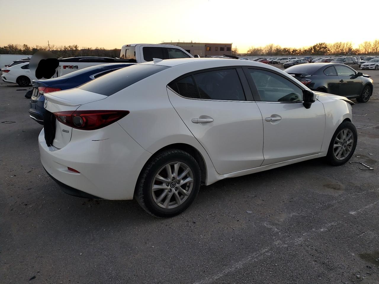 2015 Mazda 3 - Image 3