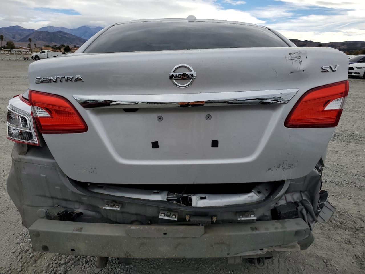 2019 Nissan Sentra - Image 6