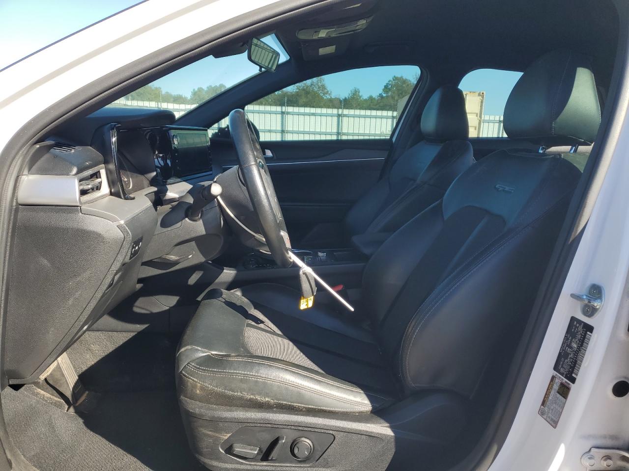 2022 Kia K5 - Image 7