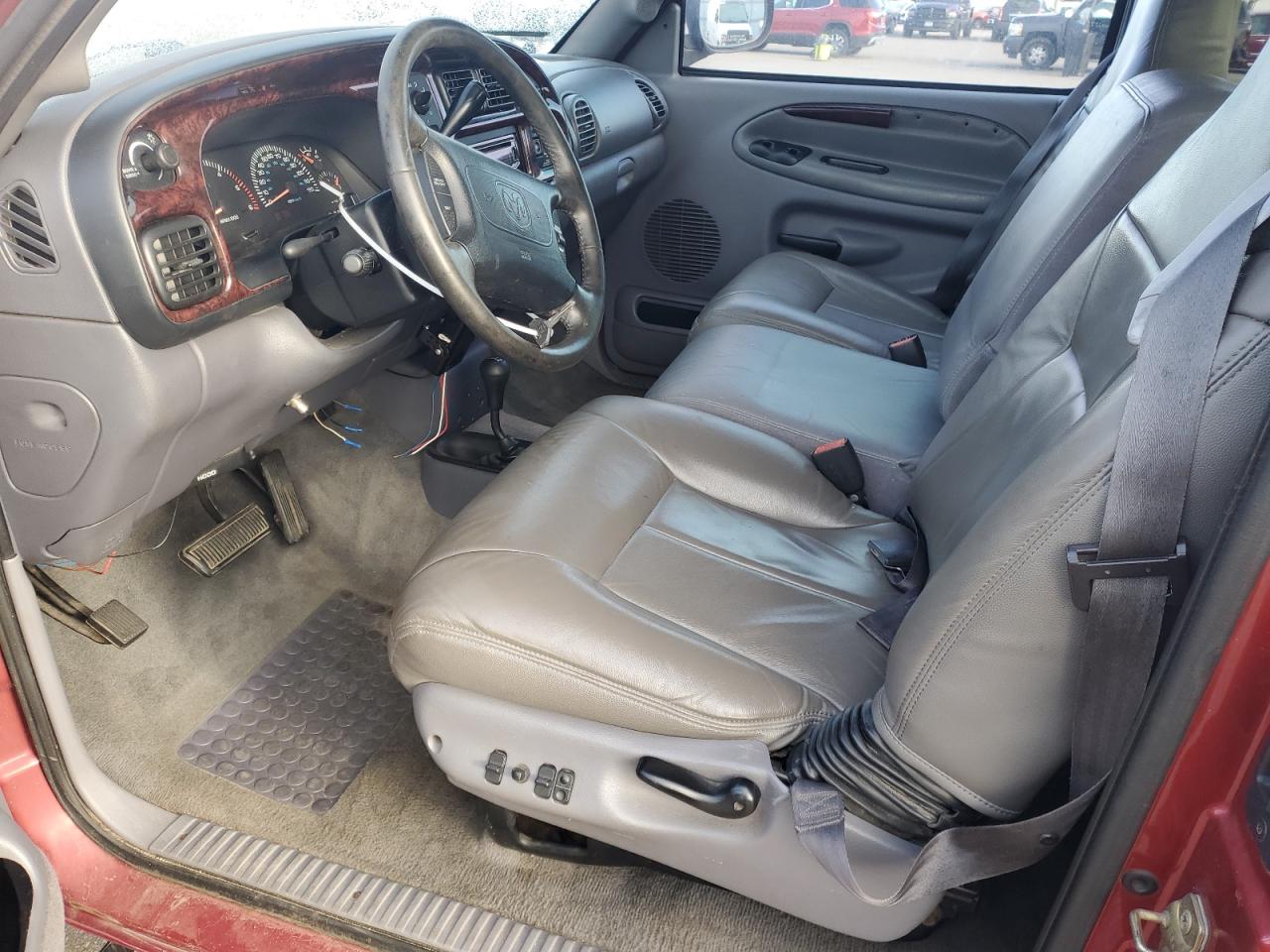 1998 Dodge RAM - Image 7