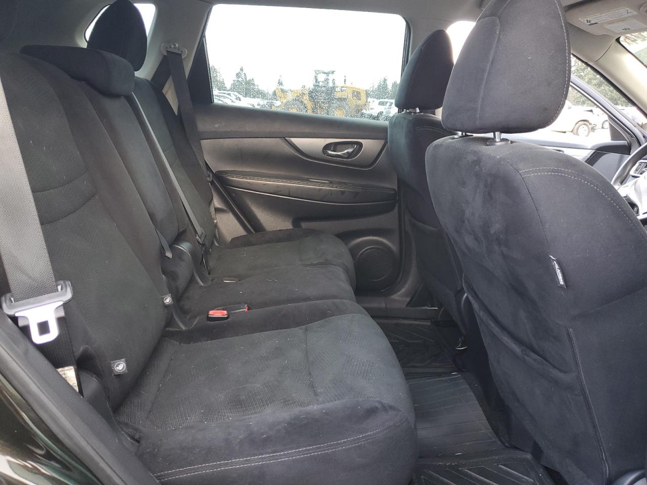 2016 Nissan Rogue - Image 11