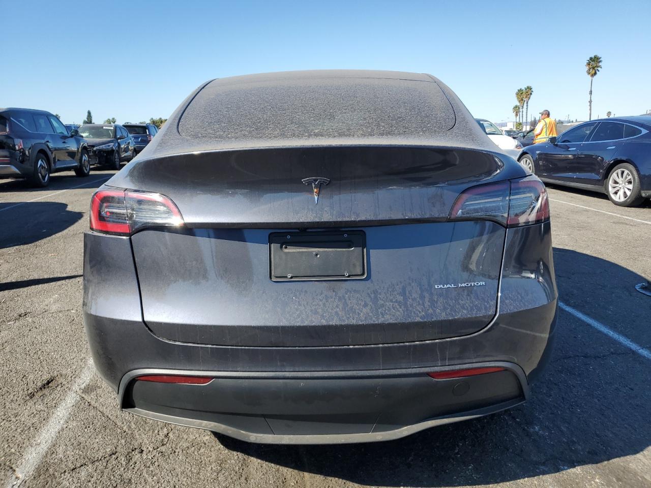 2023 Tesla Model Y VIN: 7SAYGDEE4PF606670 Lot: 80582724