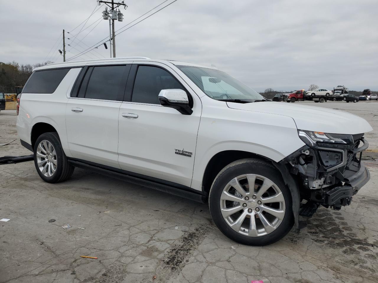 2021 Chevrolet Suburban - Image 4