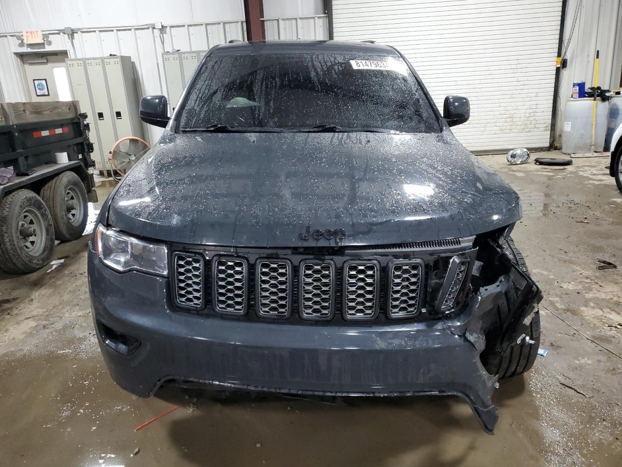 2018 Jeep Grand Cherokee - Image 5