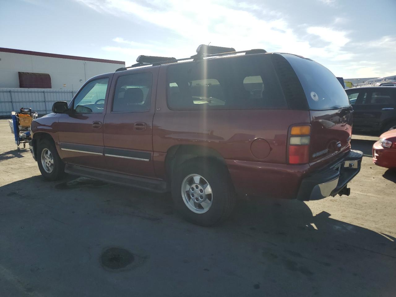 2001 Chevrolet Suburban - Image 2