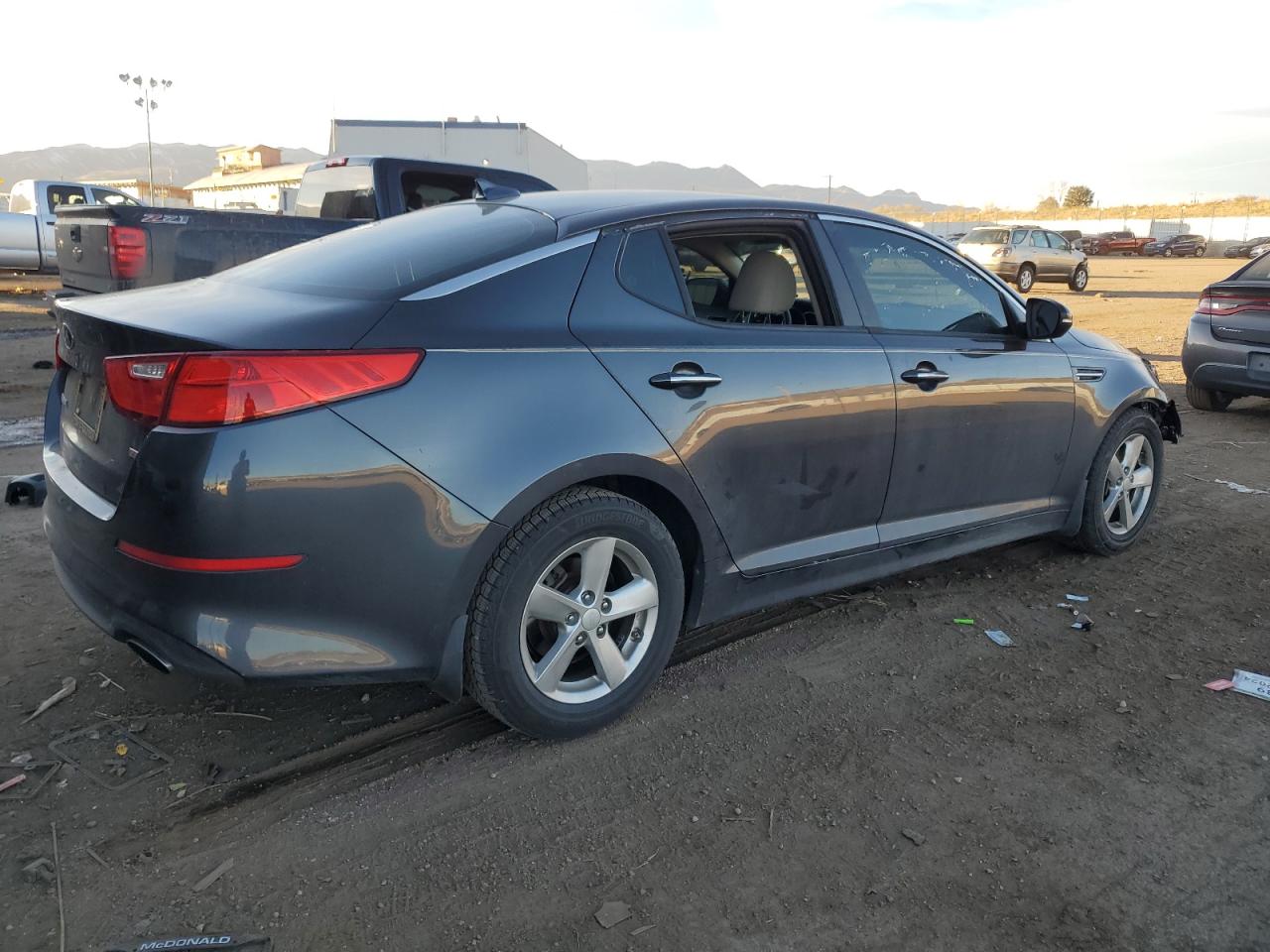 VIN 5XXGM4A79FG468872 2015 KIA OPTIMA no.3