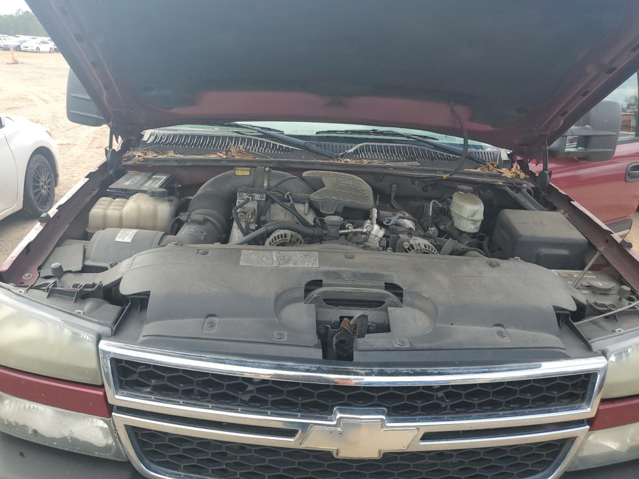2006 Chevrolet Silverado - Image 11