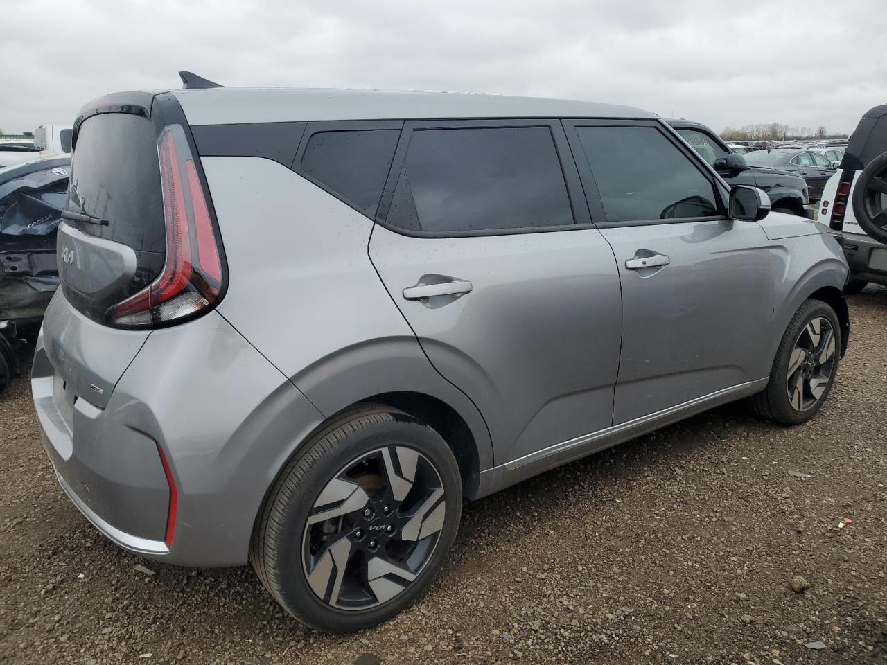 2023 Kia Soul - Image 3