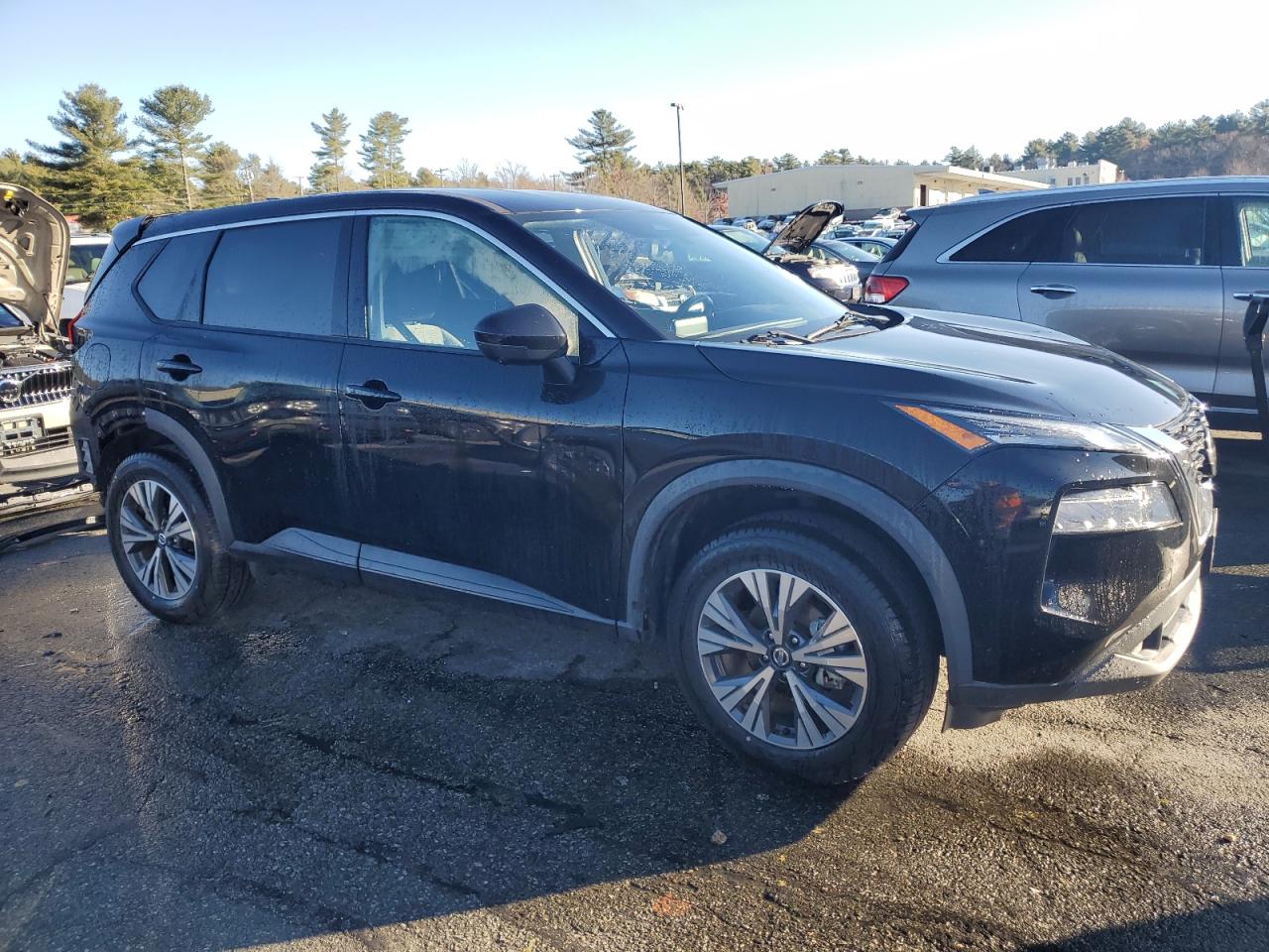 2021 Nissan Rogue - Image 4