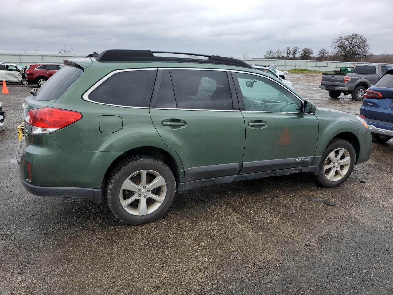 2013 Subaru Outback - Image 3