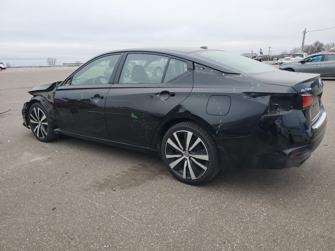 2019 Nissan Altima - Image 2