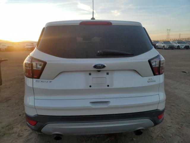  FORD ESCAPE 2017 Biały