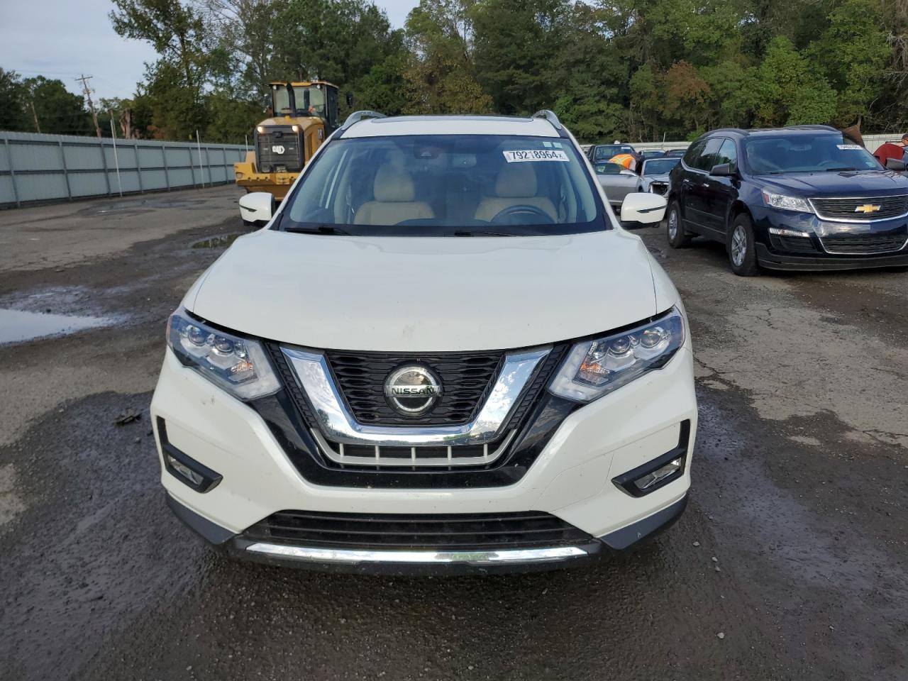 2018 Nissan Rogue - Image 5