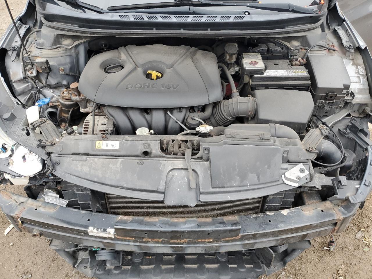 2013 Hyundai Elantra - Image 12