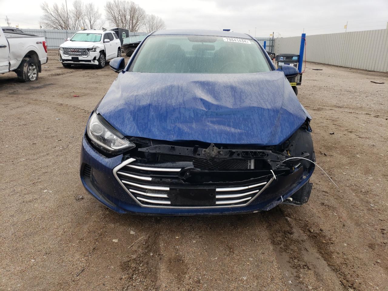 2017 Hyundai Elantra - Image 5