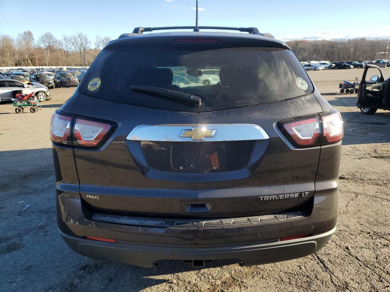 2015 Chevrolet Traverse - Image 6