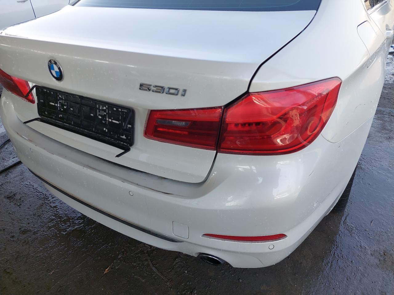 WBAJR3A03KWW00843 - 2019 Bmw 5 SERIES - #undefined