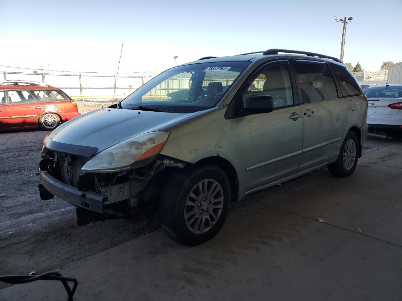 2006 Toyota Sienna - Image 1