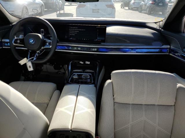  BMW 750 XE 2024 Белы
