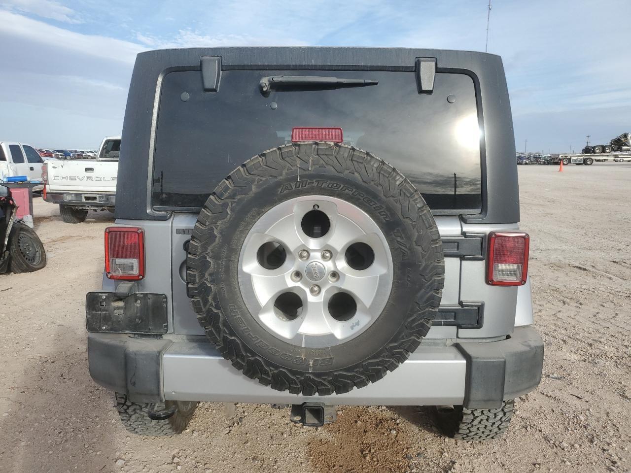 2014 Jeep Wrangler - Image 6